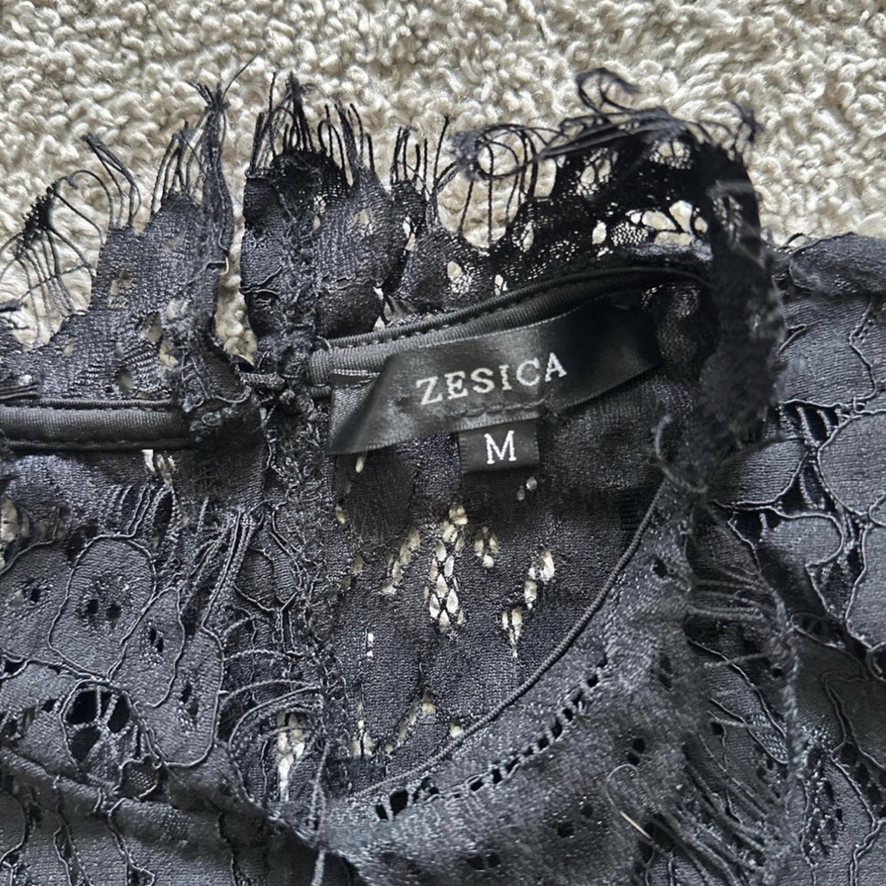 Zesica Black Lace Dress - Picture 8 of 8